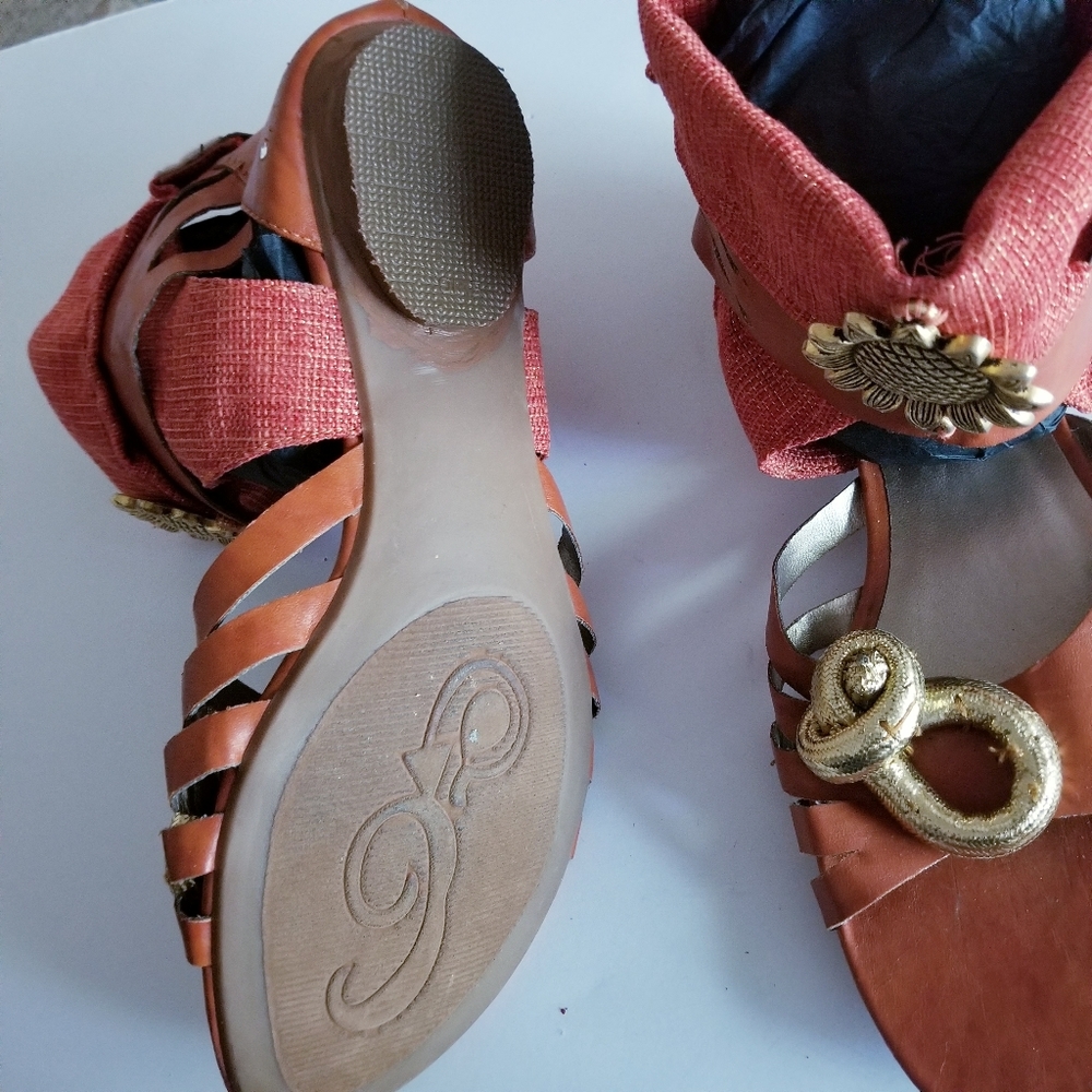 ❌SOLD❌ Vintage Bumper Burnt Orange Sandals - Picture 6 of 8